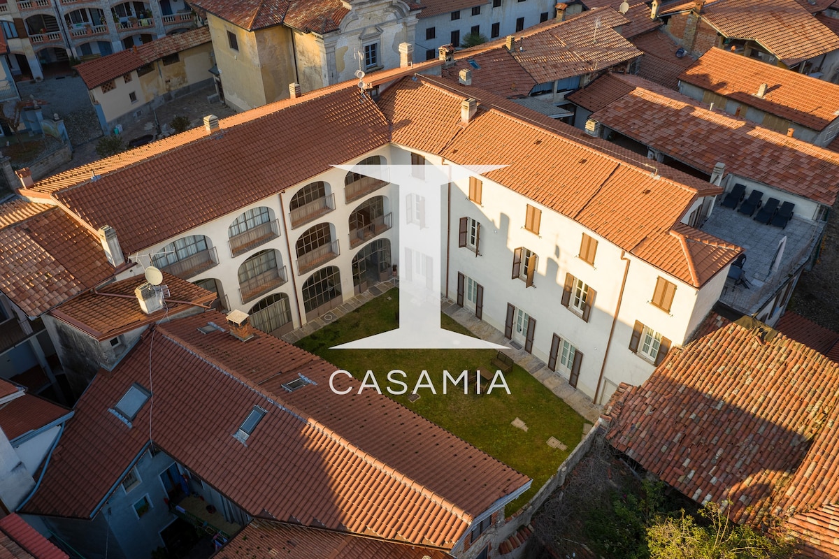 Palazzo Mia - iCasamia.it的7号小型套房