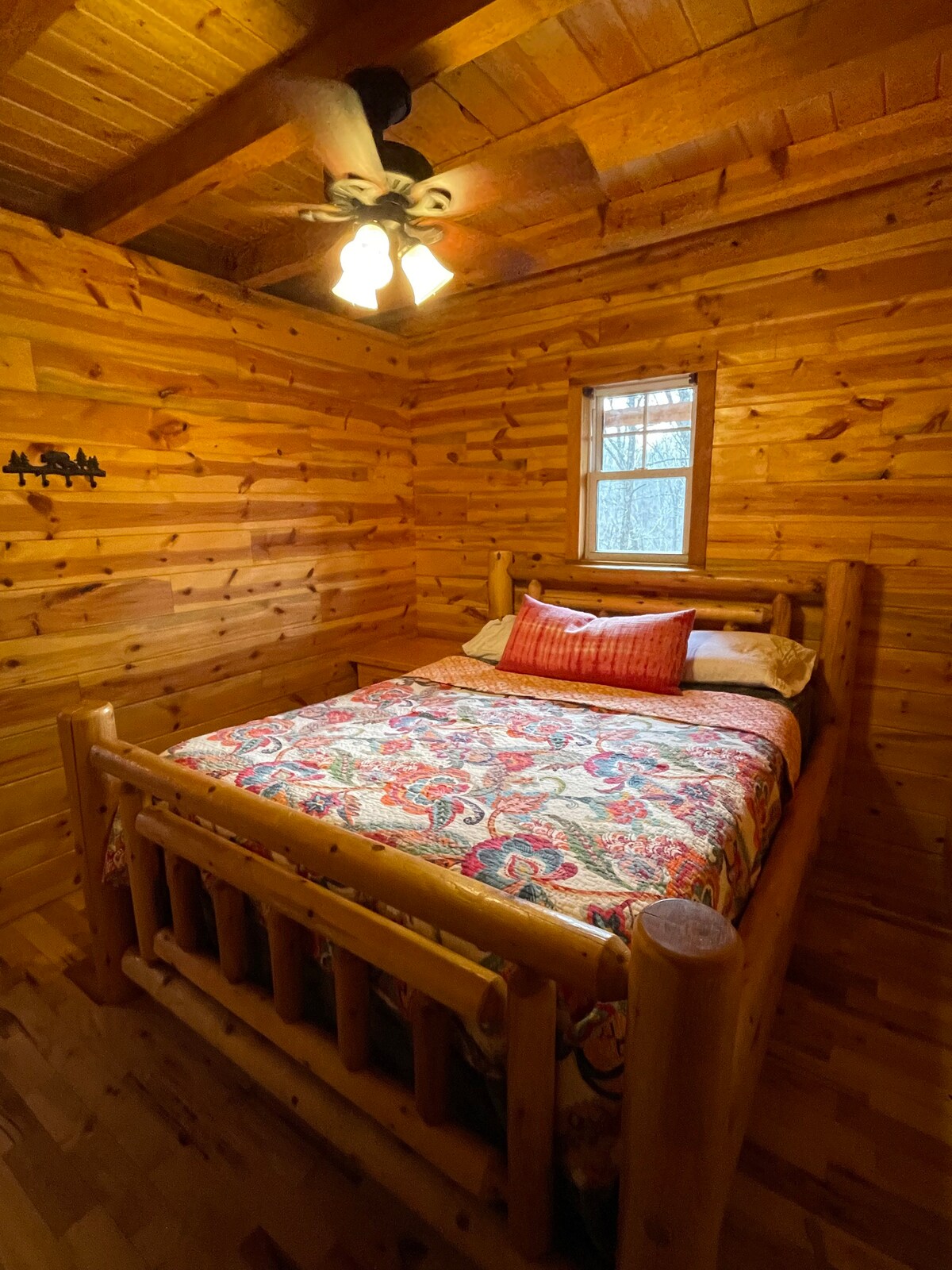 Cozy Cabin #1