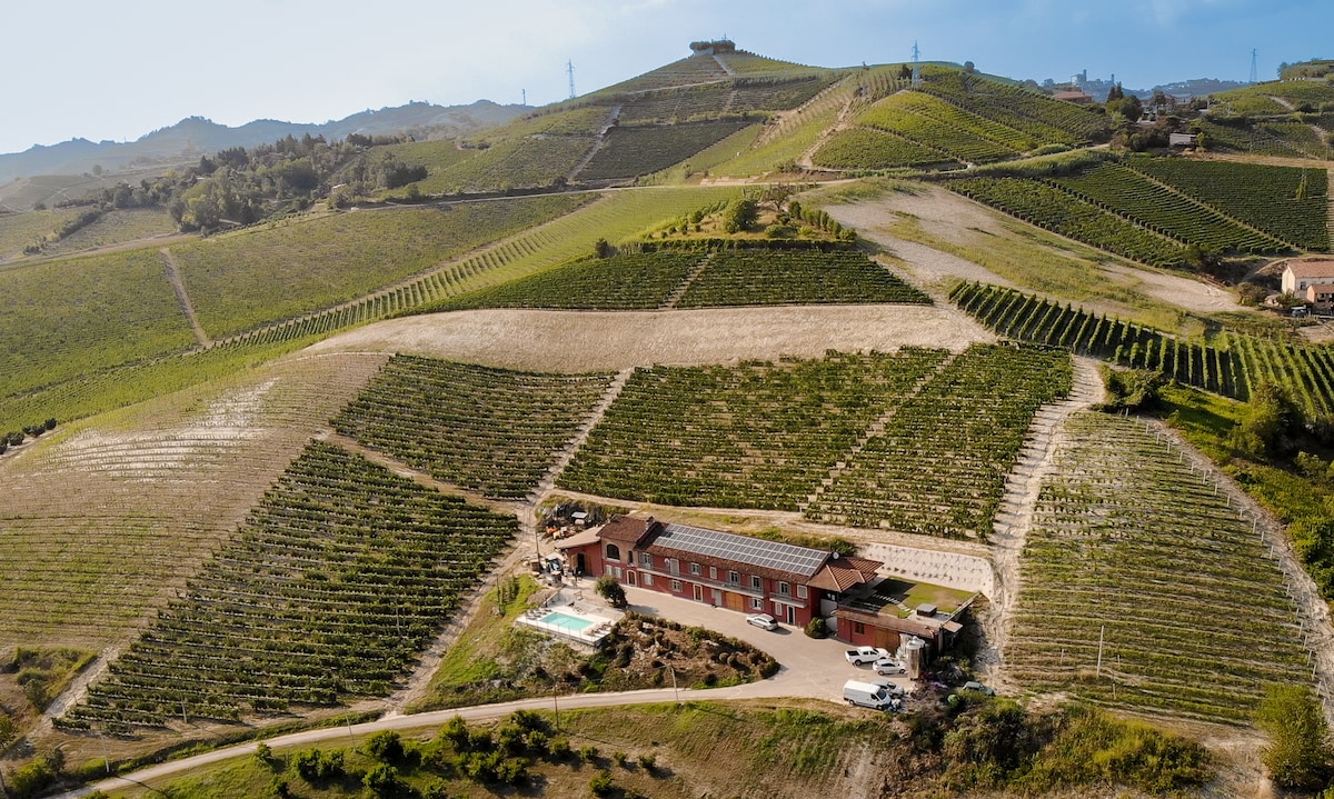 Ca' Rossa - Newly restored vineyard holiday home