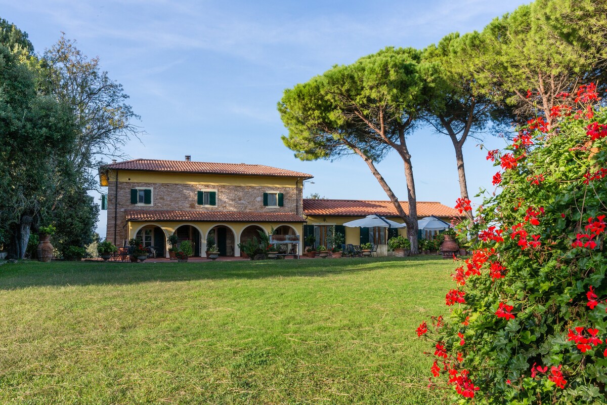 Appartamento in Agriturismo con piscina