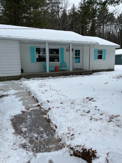 休伦湖（ Lake Huron ）附近欢乐的3卧室小屋。