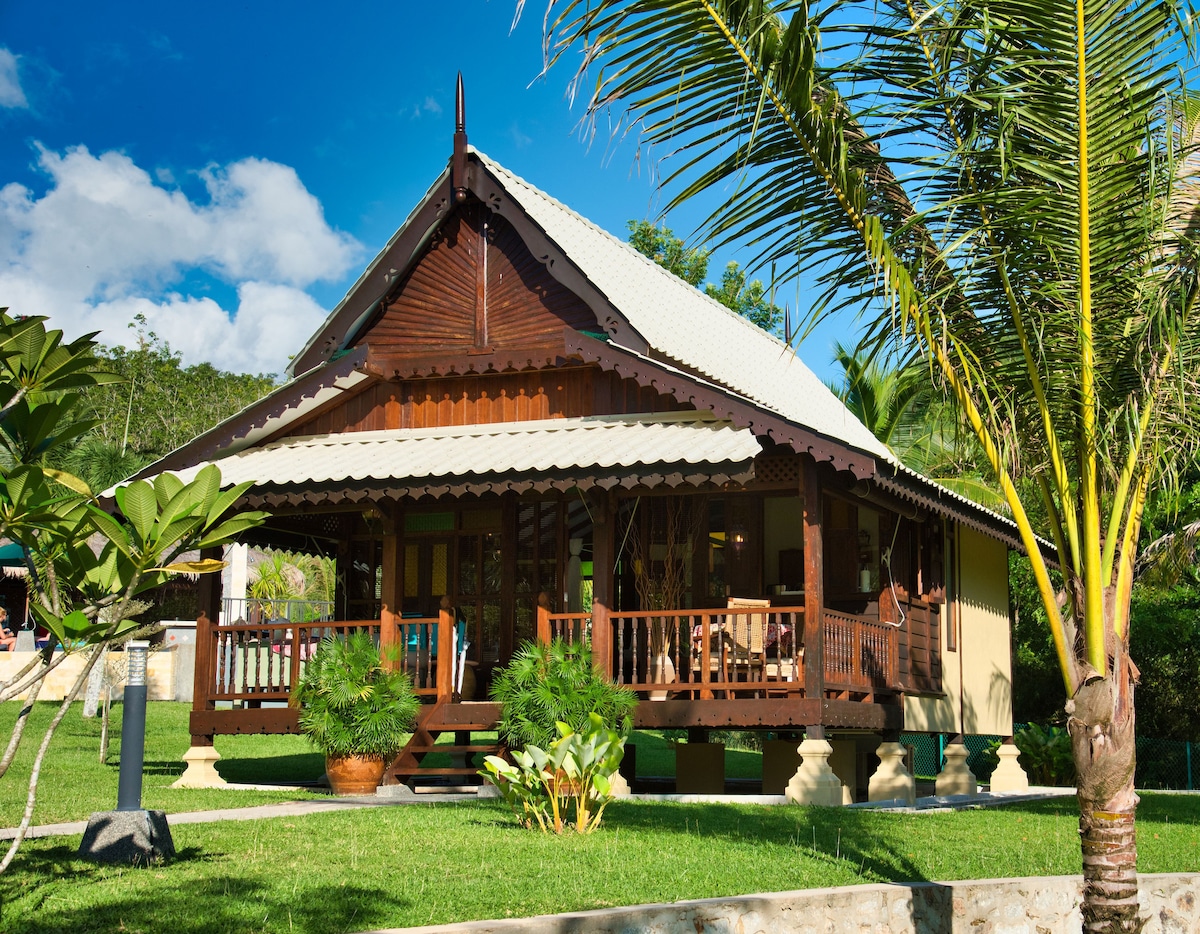 Kelapa Langkawi别墅的Tinggi别墅