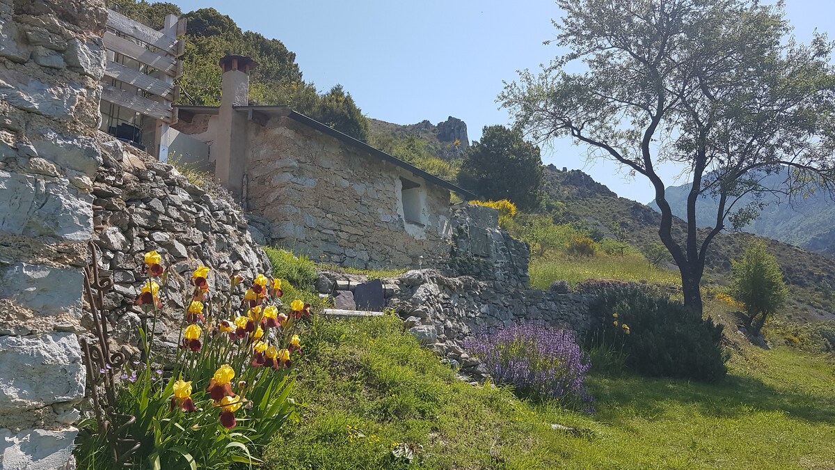 Fontan, grange chaleureuse