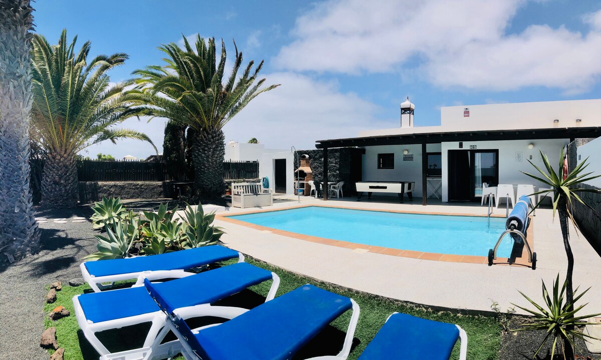 Villa Descansa, private pool, sea view,Sat-TV,Wifi
