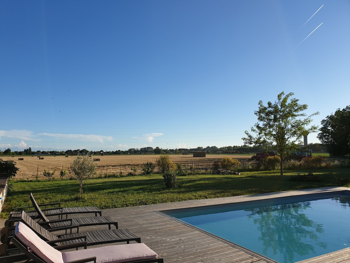 Maison campagne toulousaine isolée avec piscine