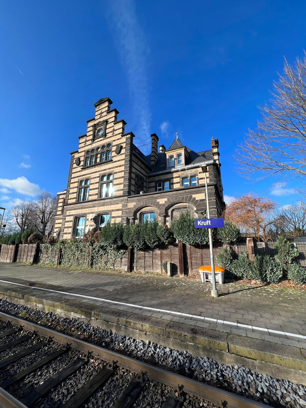 Royal view at the train station of Kruft!