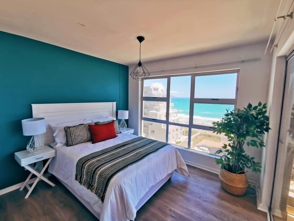 Ocean View 2 Bedroom Apartment with Parking