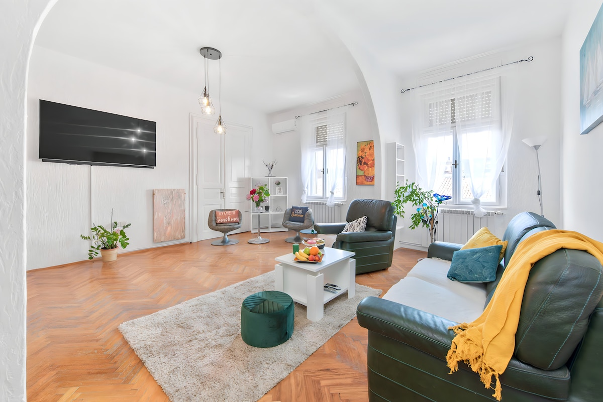 Grand Residence on La Guardia - Rijeka.Rent