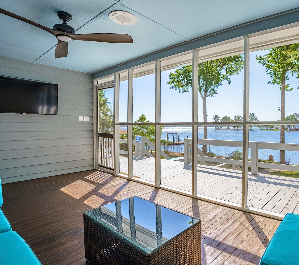 5-Star Waterfront on Lake Murray | Paddle Boards!