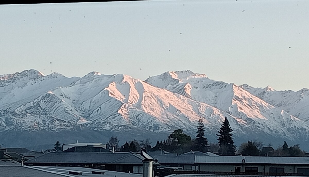 从公寓可欣赏绝佳山景