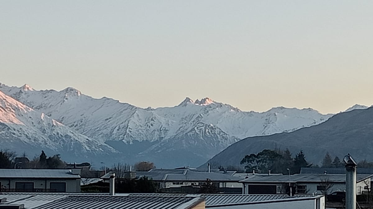 从公寓可欣赏绝佳山景