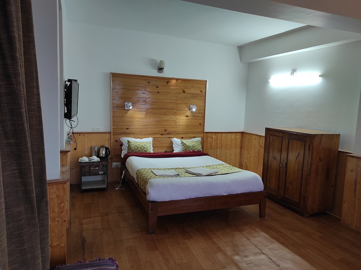 Deluxe Double room. 101