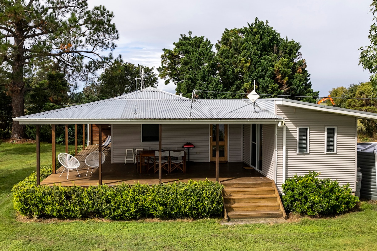 Swan Creek Cottages - Blueberry Fields