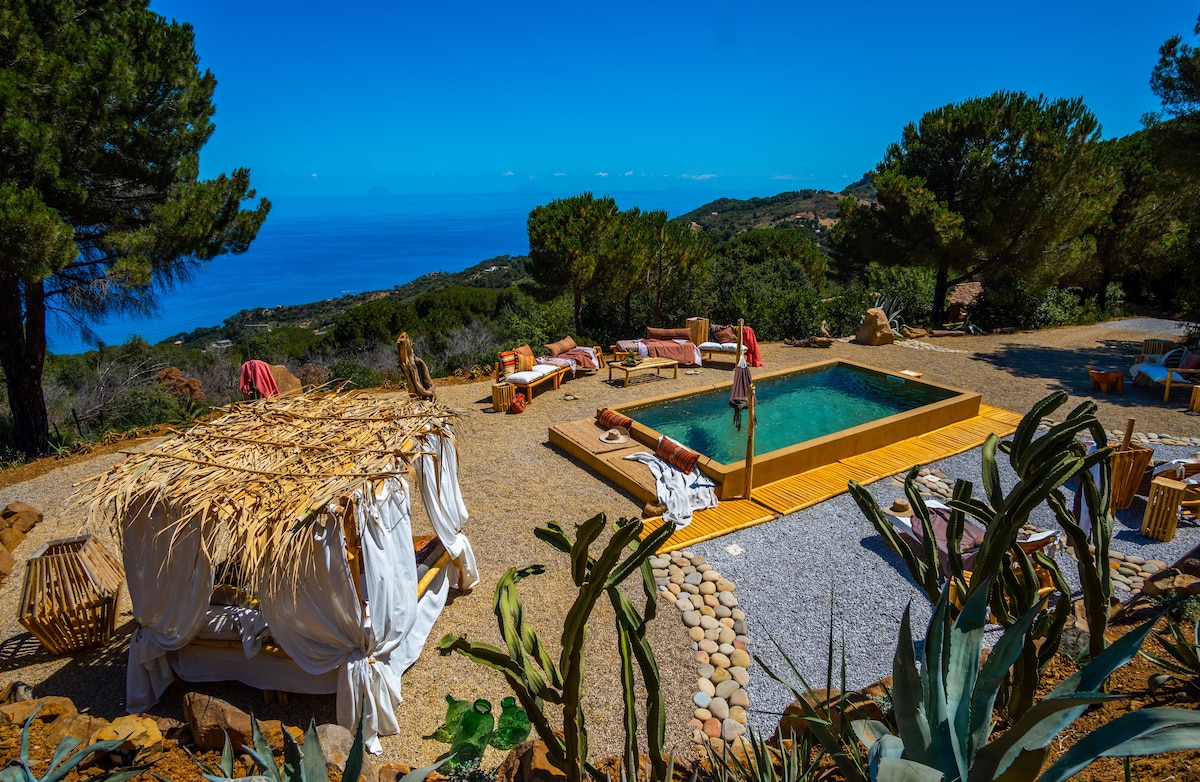 西西里岛海滨私人泳池畔海景别墅