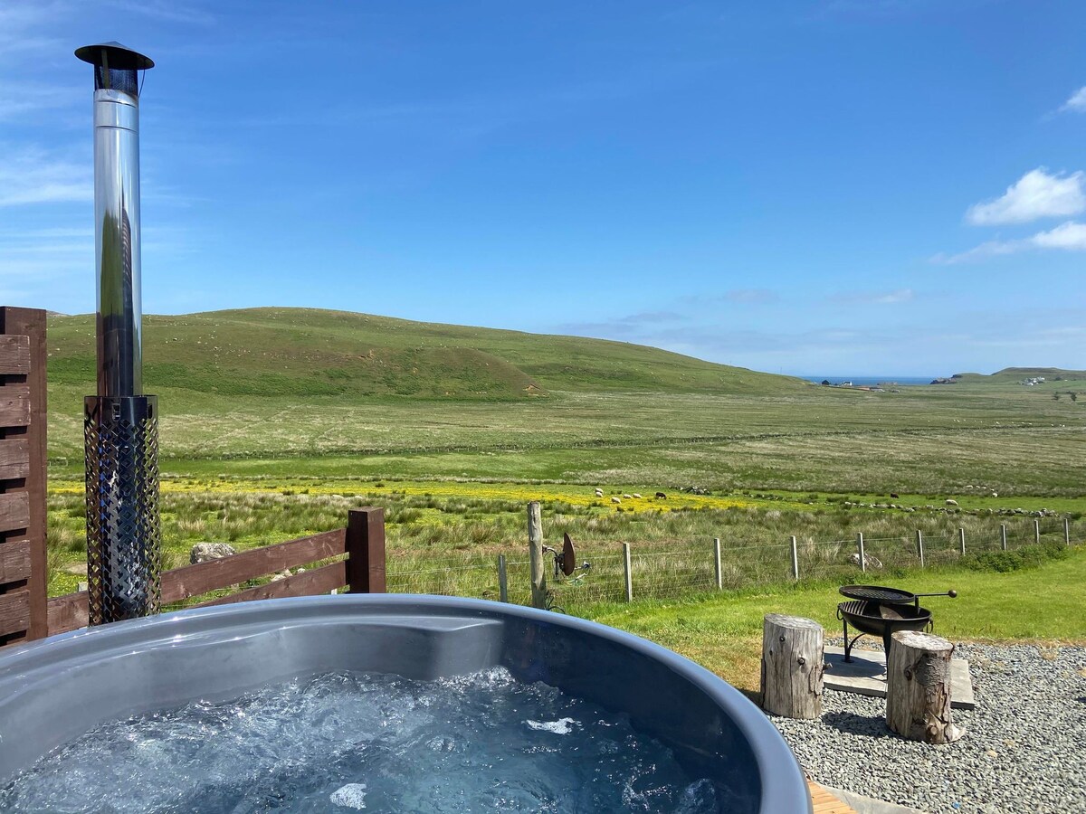 斯凯岛（ Isle of Skye ）的豪华小木屋，配备燃木热水浴缸