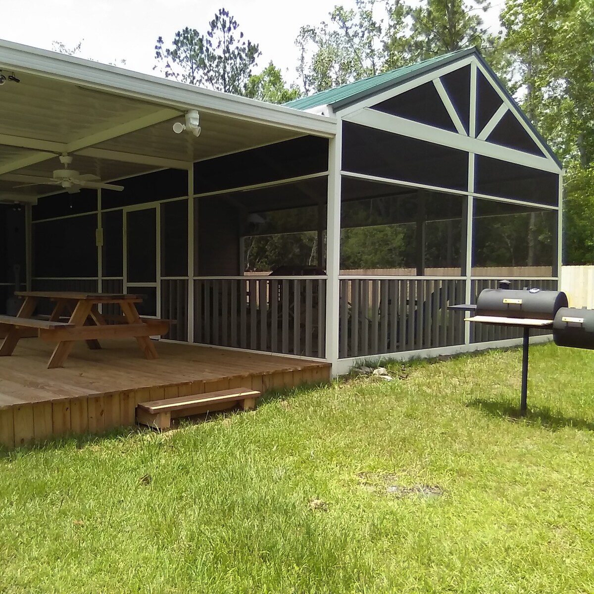 Country Cottage Playground, Grill, Outdoor Seating