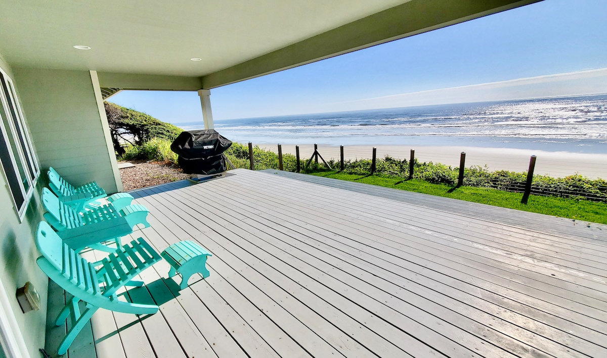 Ocean Blue - A Beautiful Oceanfront 3 Bedroom Home