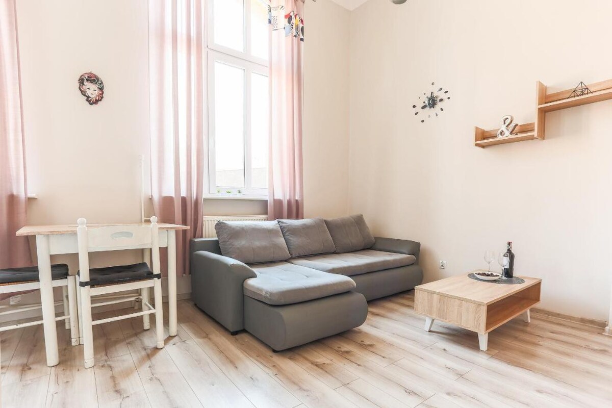 Apartament z Antresolą 1