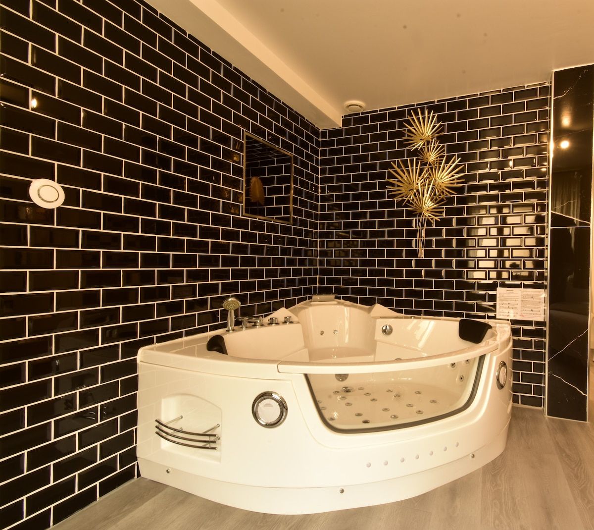 Appartement jacuzzi Gold&Night