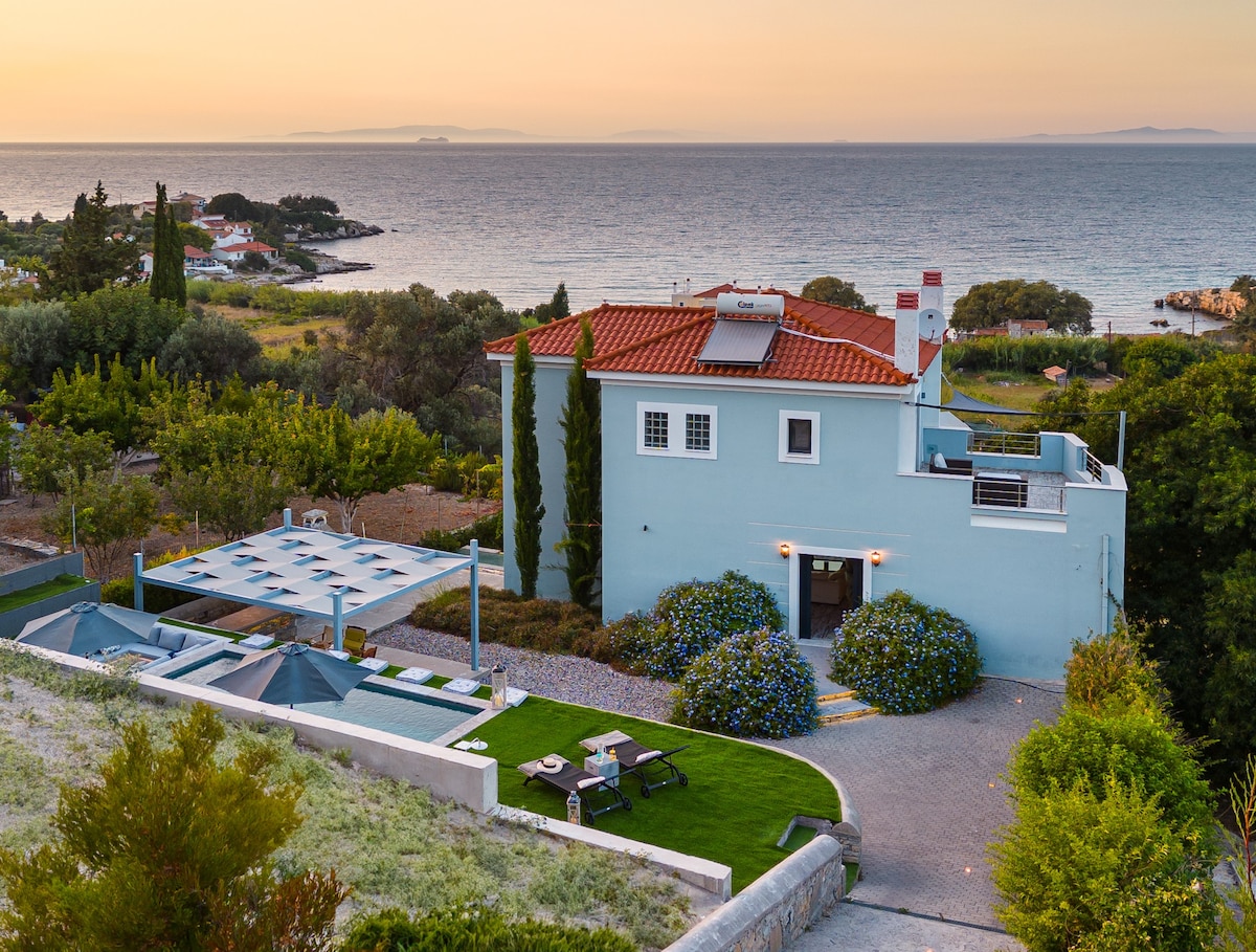 Villa Tania with a pool, Beach Front and Sea View