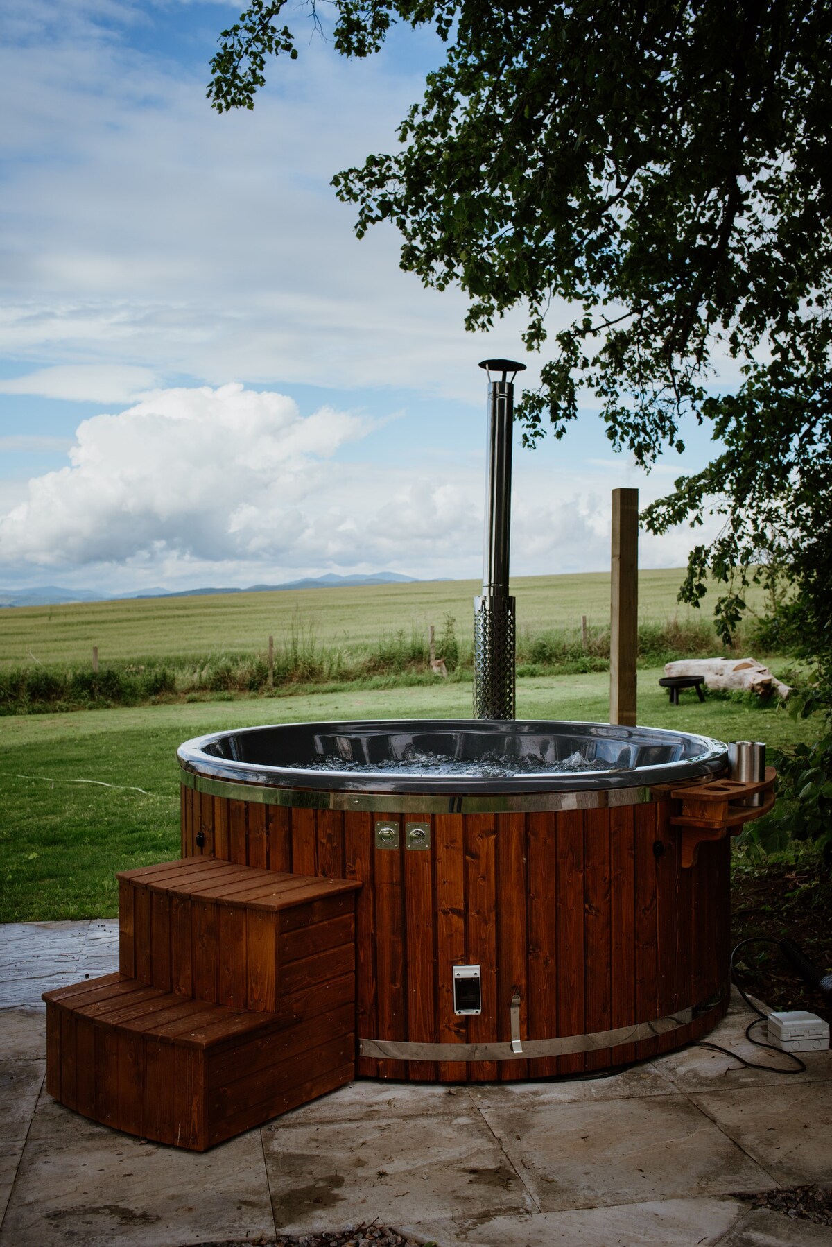 时尚的高地农舍，带生态热水浴缸！