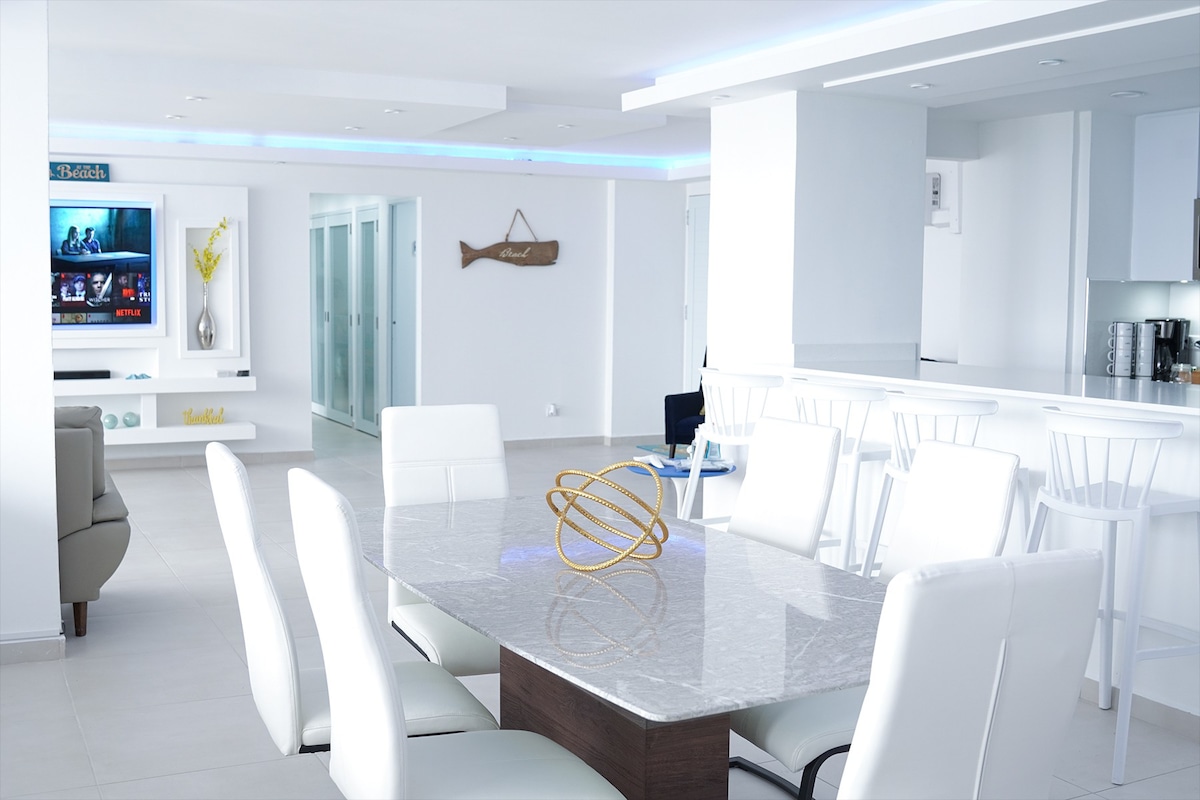 Isla Verde Beachside Penthouse With Solar Panels!