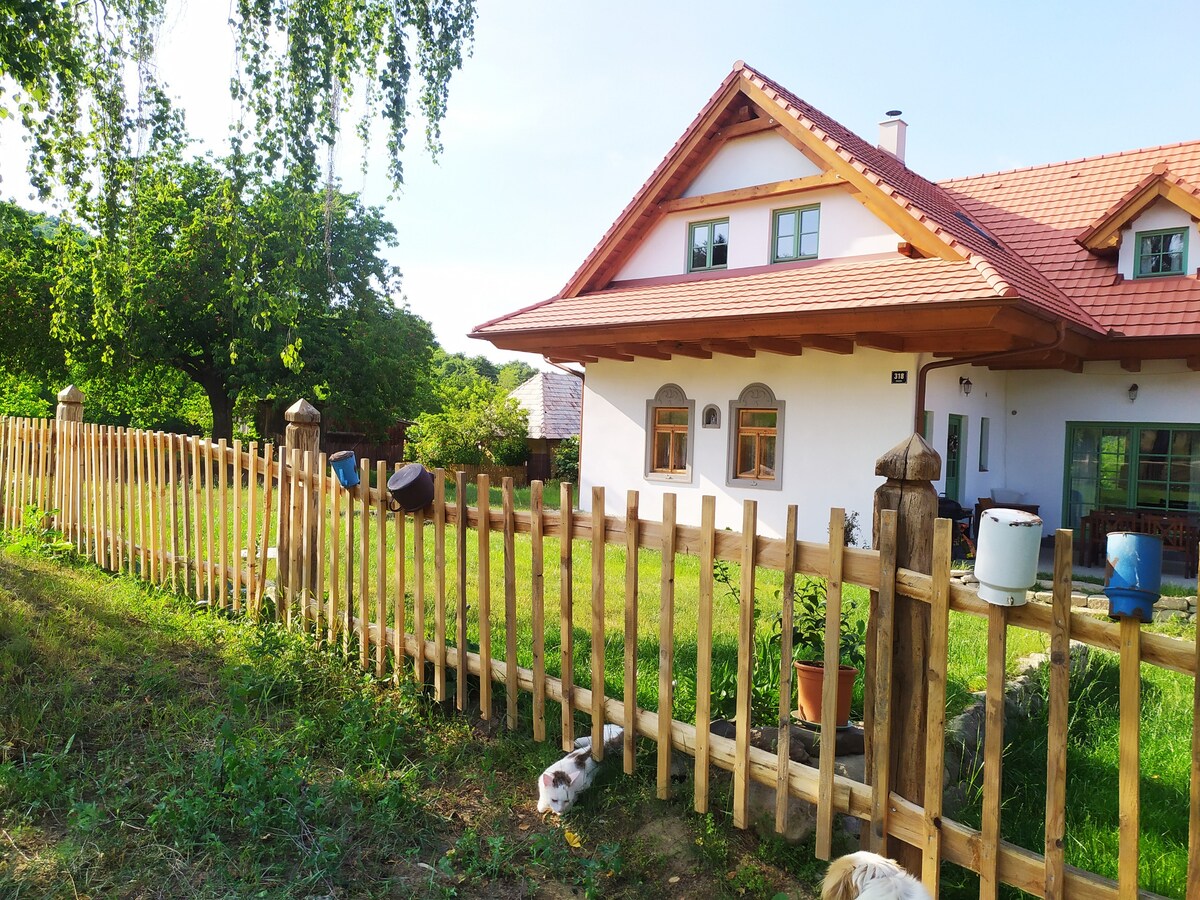 Vidiecky apartmán v chalupe na samote