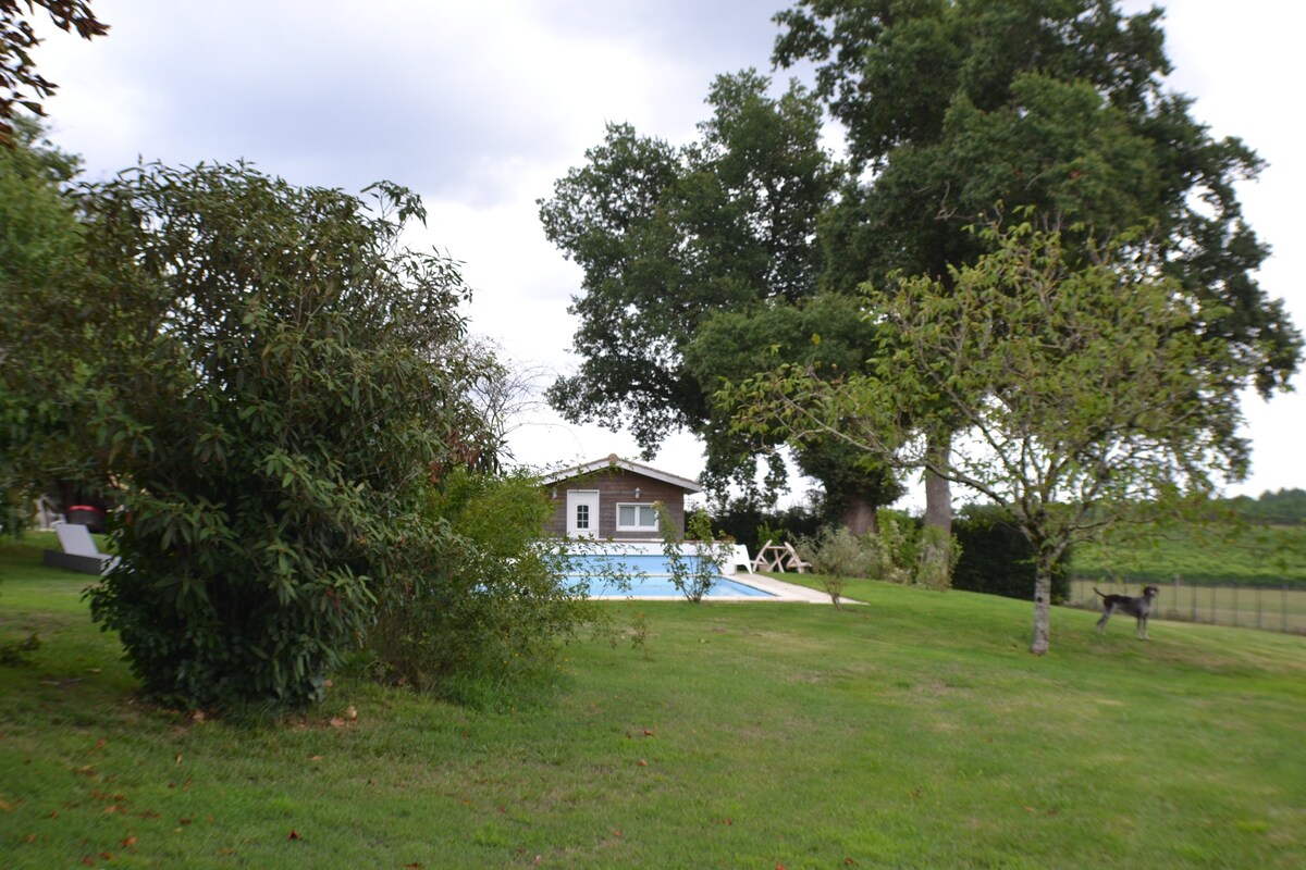 Cottage avec grande piscine