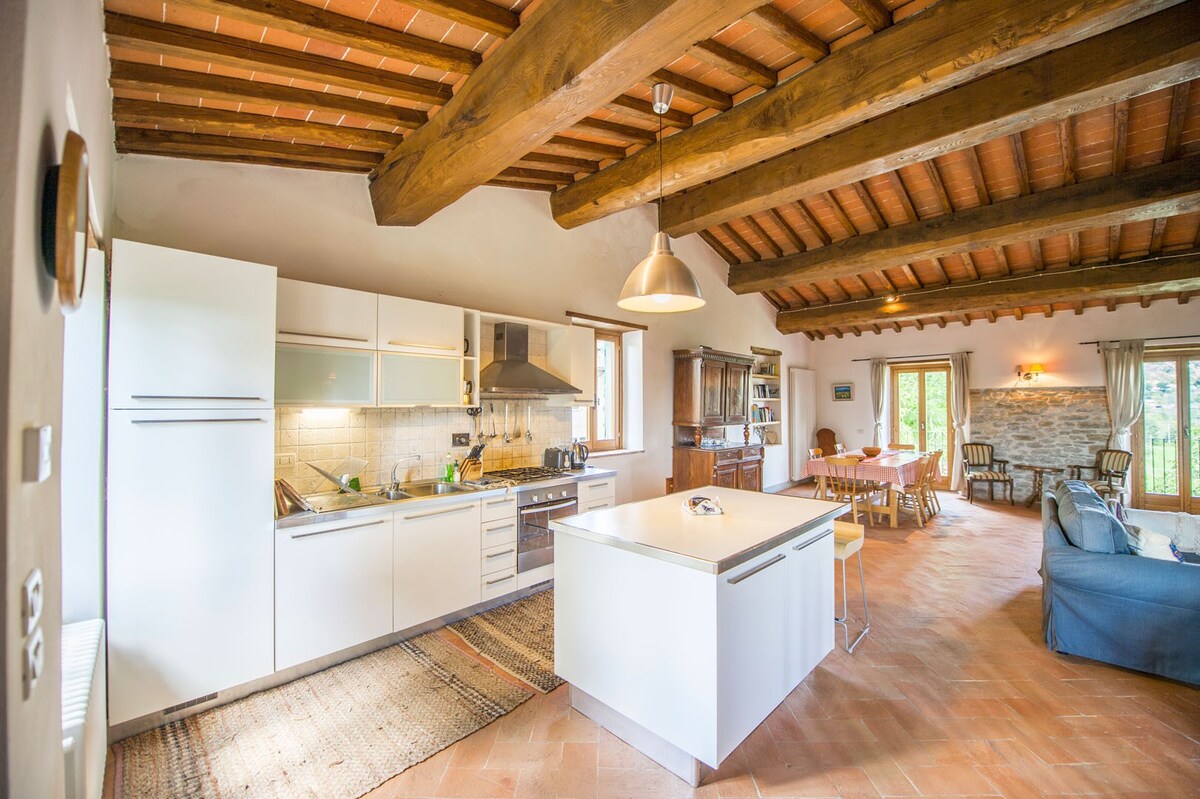 Beautifully restored Tuscany Home