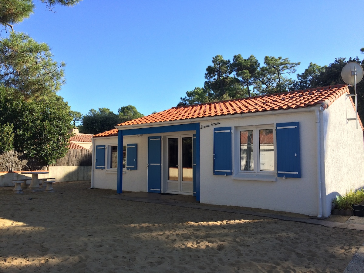 Petite maison de charme à 300 m de la plage