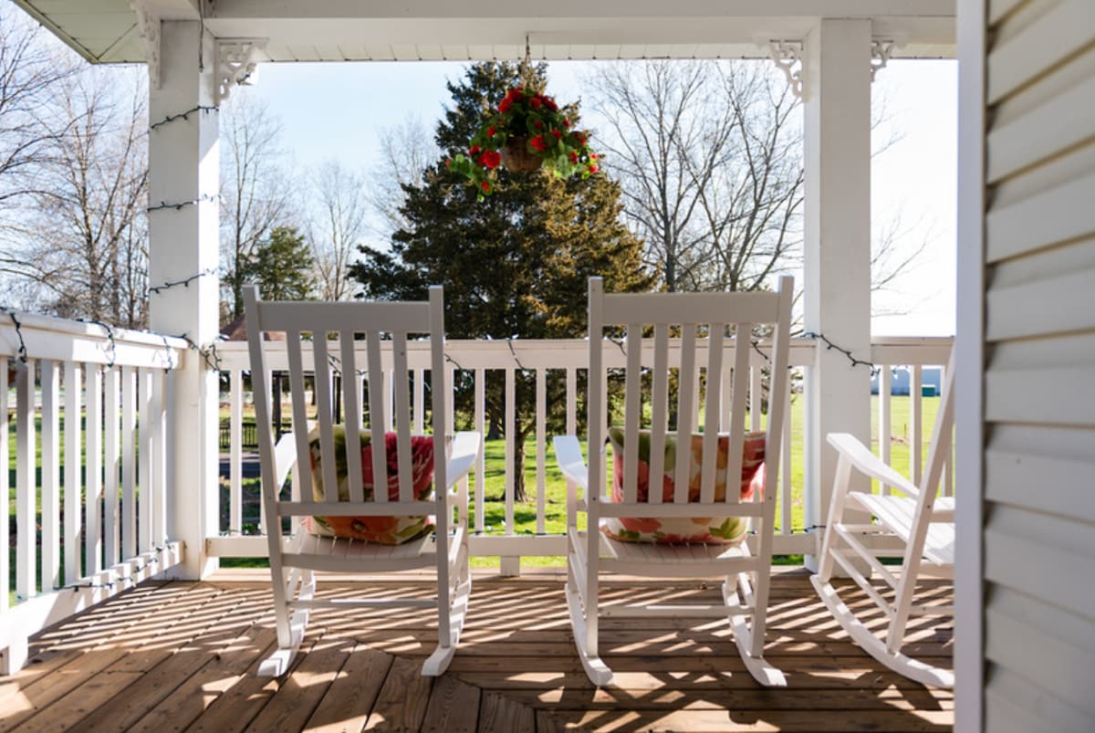 70 Acre Luxury Farmstead in Columbia