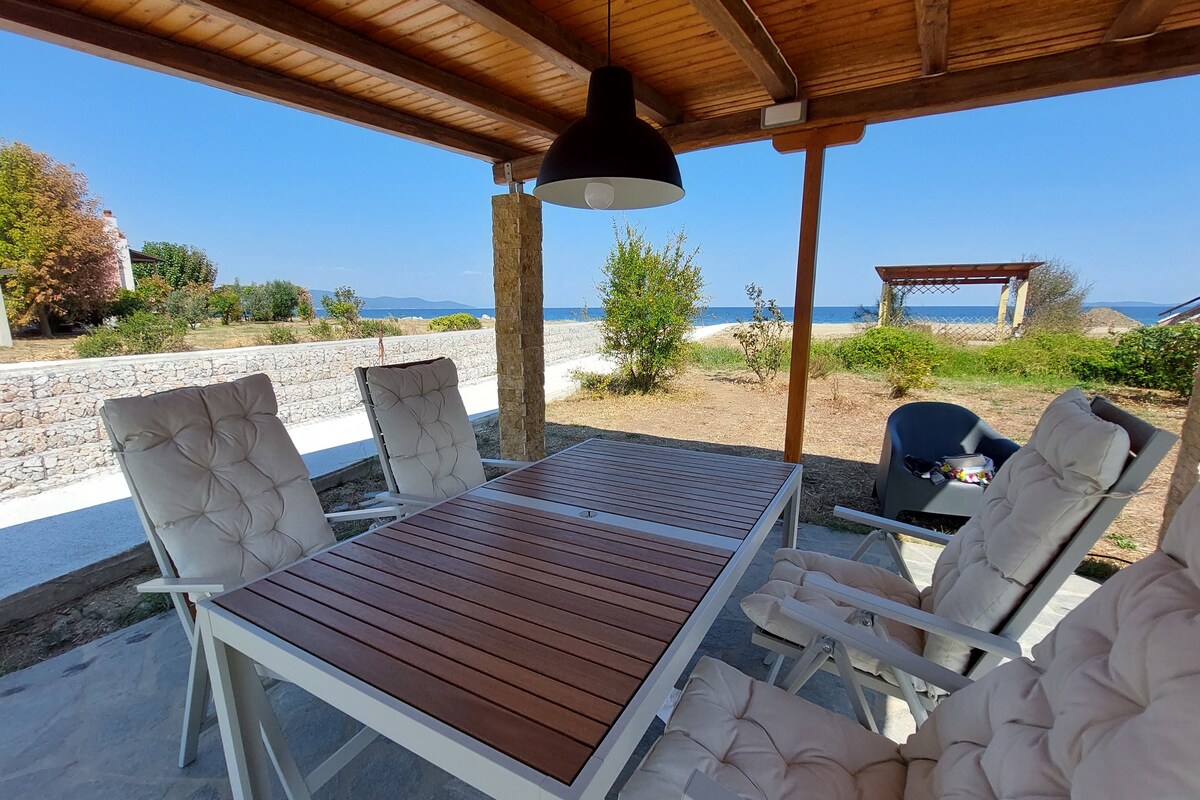 Relaxing beach house στον κόλπο της Ιερισσού