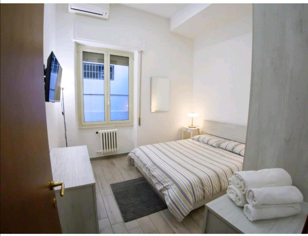 54号公寓-两间卧室-罗马市中心！