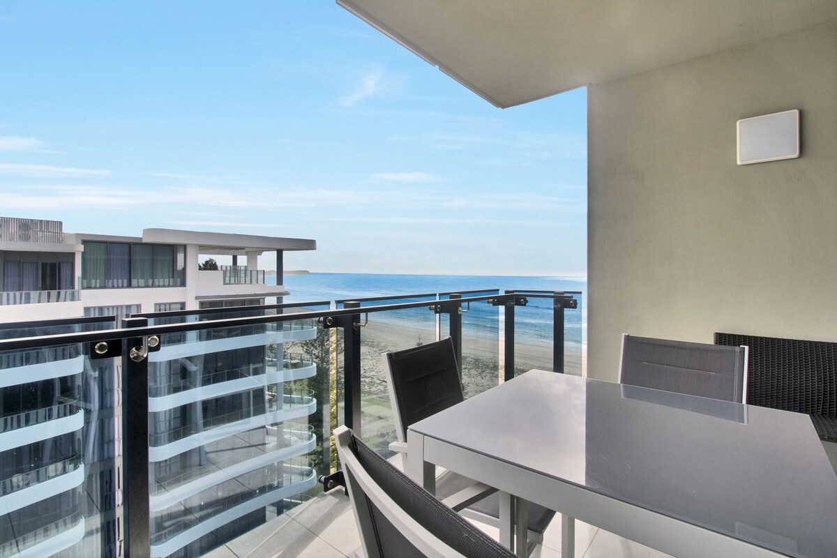 One Bedroom Ocean View High