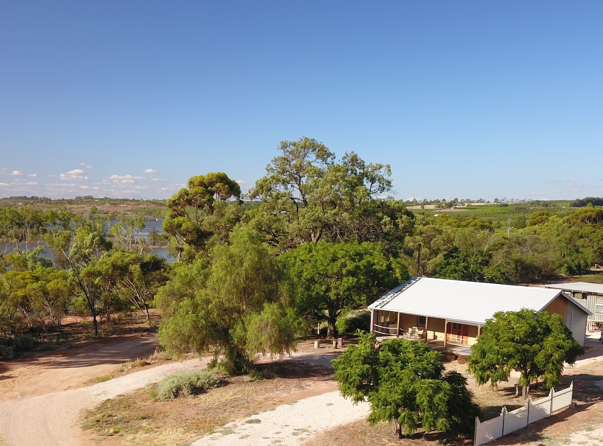 The Captains Cottage