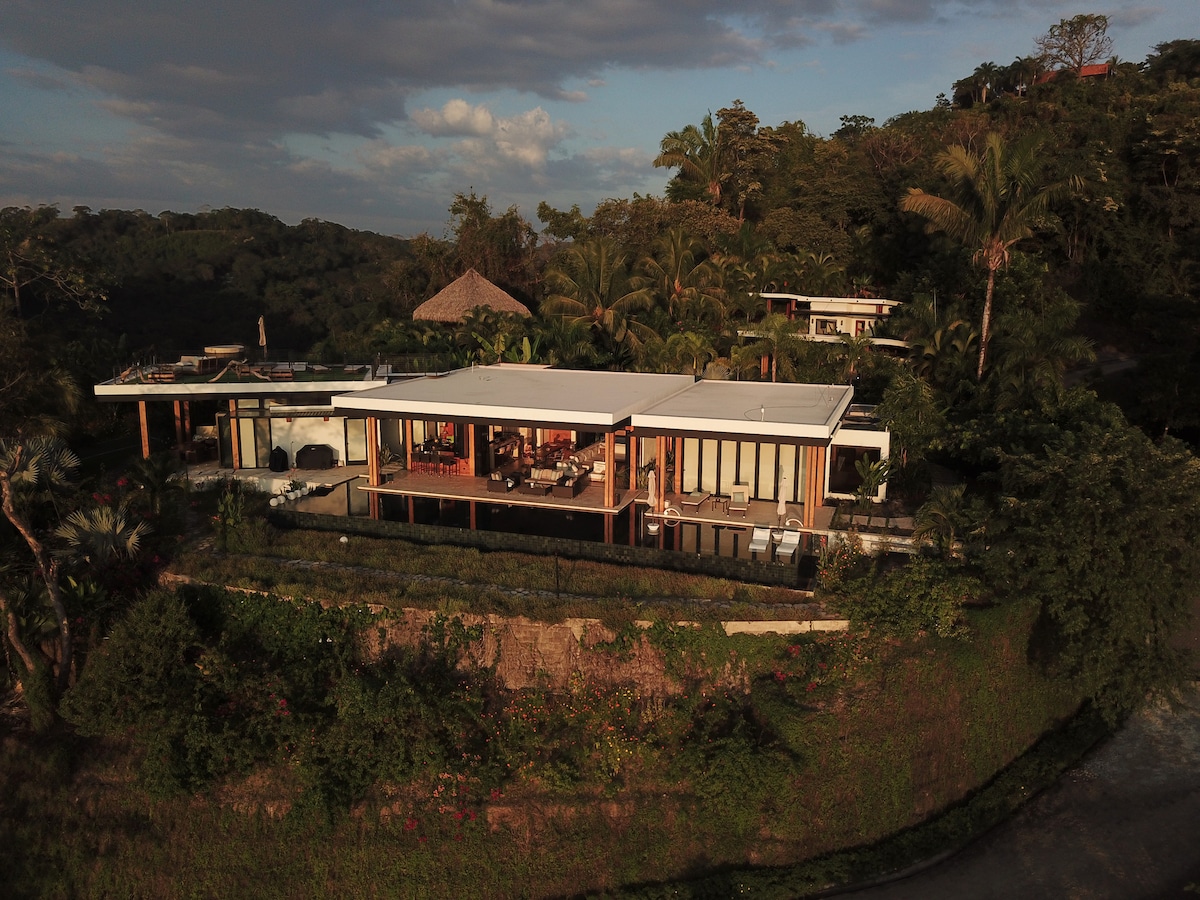 Casa Grande & La Casita de la Tierra y el Mar