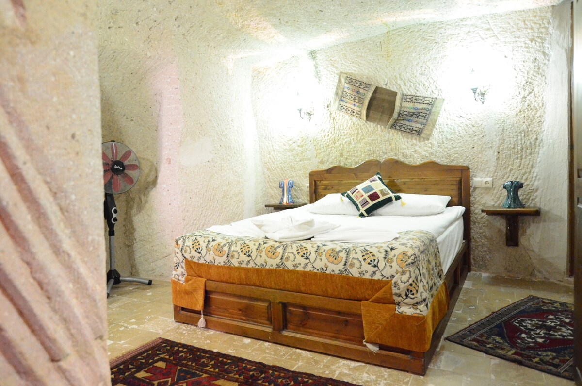 Gedik Cave酒店-洞穴家庭套房（ 4人）