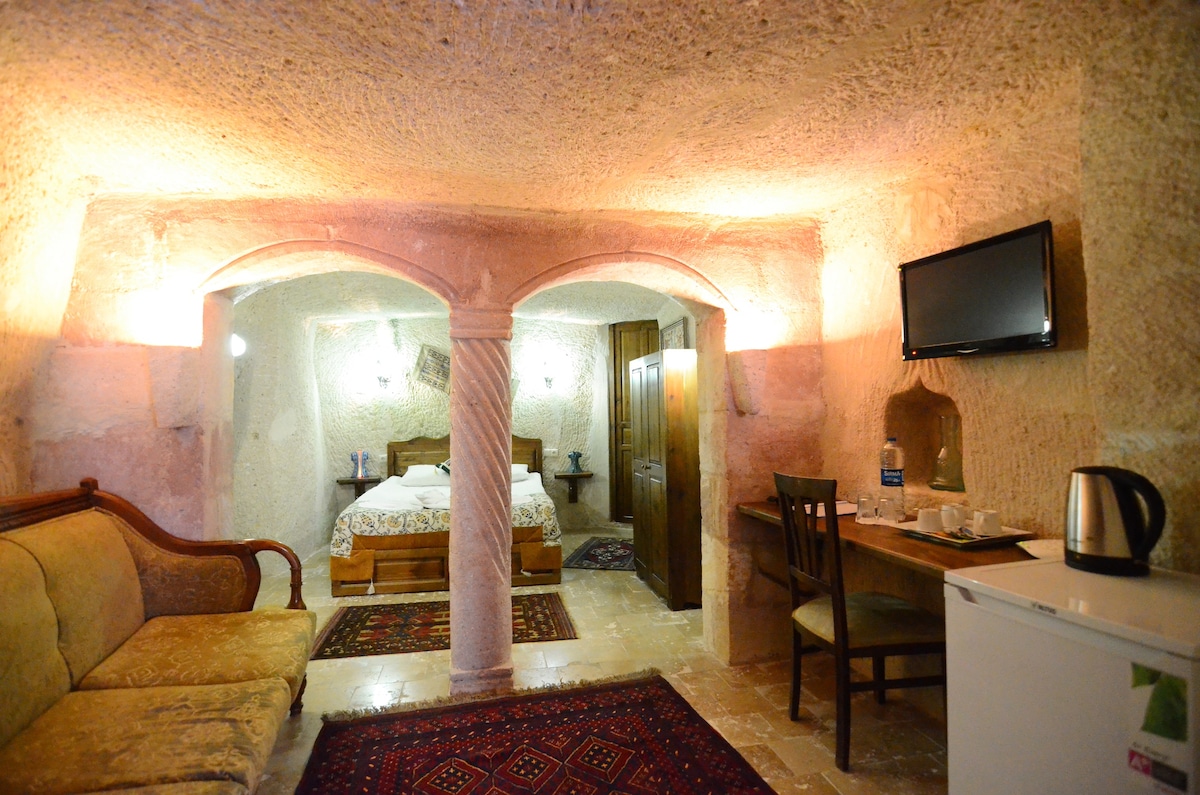 Gedik Cave酒店-洞穴家庭套房（ 4人）