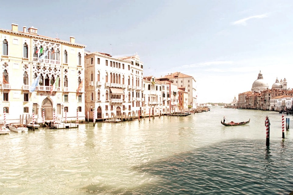 威尼斯，可欣赏大运河（ R9 ）的美景