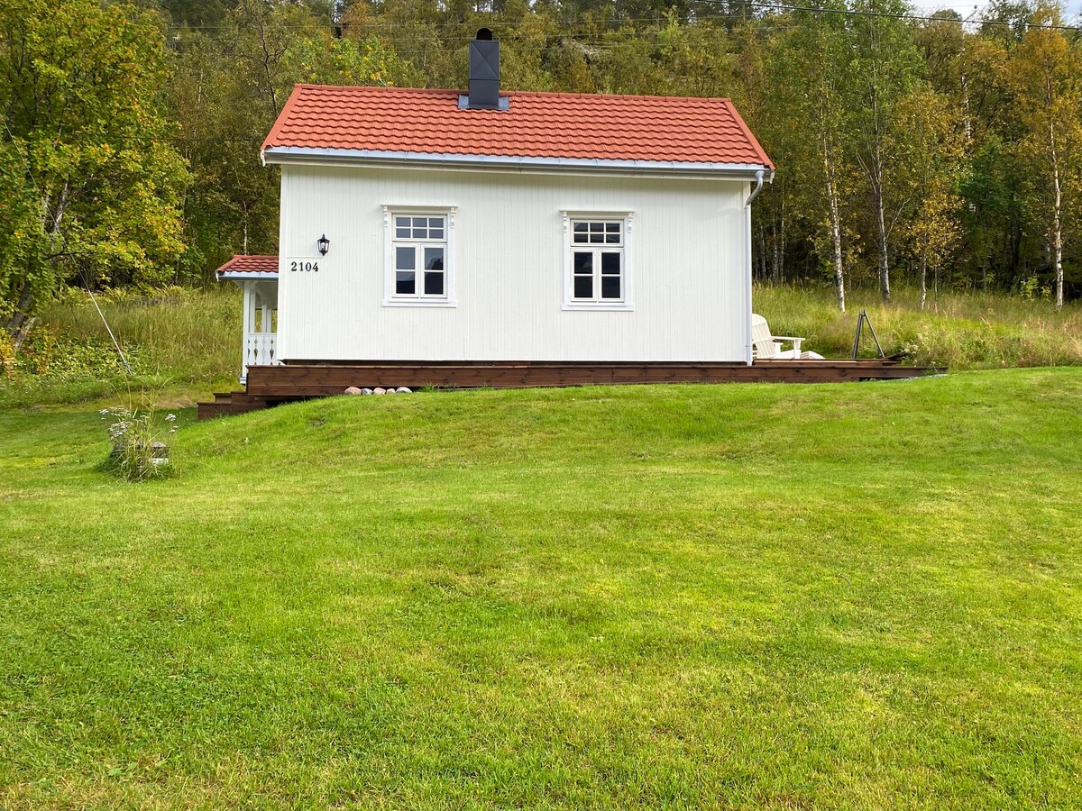 田园诗般的乡村小屋，位于Målselv ， Målselv