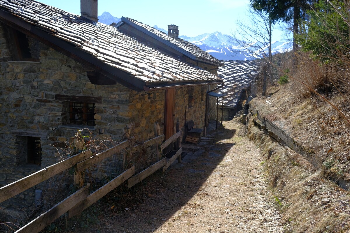 Casa Vacanza Aosta Excenex Arpilles