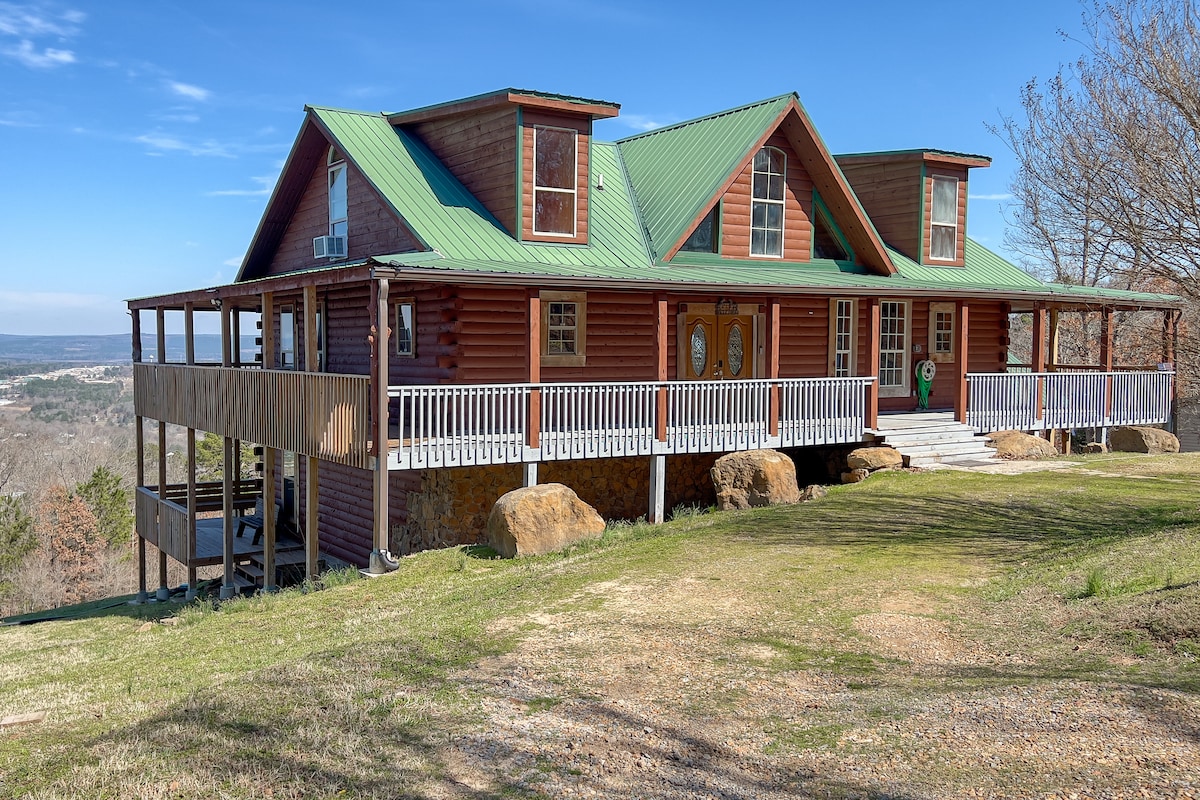 Mountain Crest Cabin ，尽享用令人惊叹的美景！