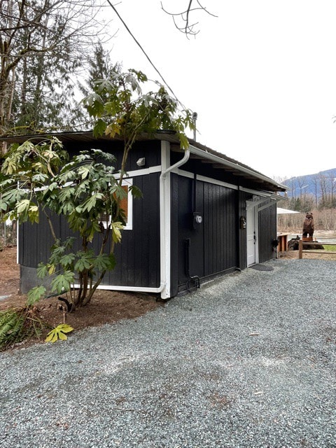 Charming Cabin Getaway w/Hot Tub & River Mt. Views