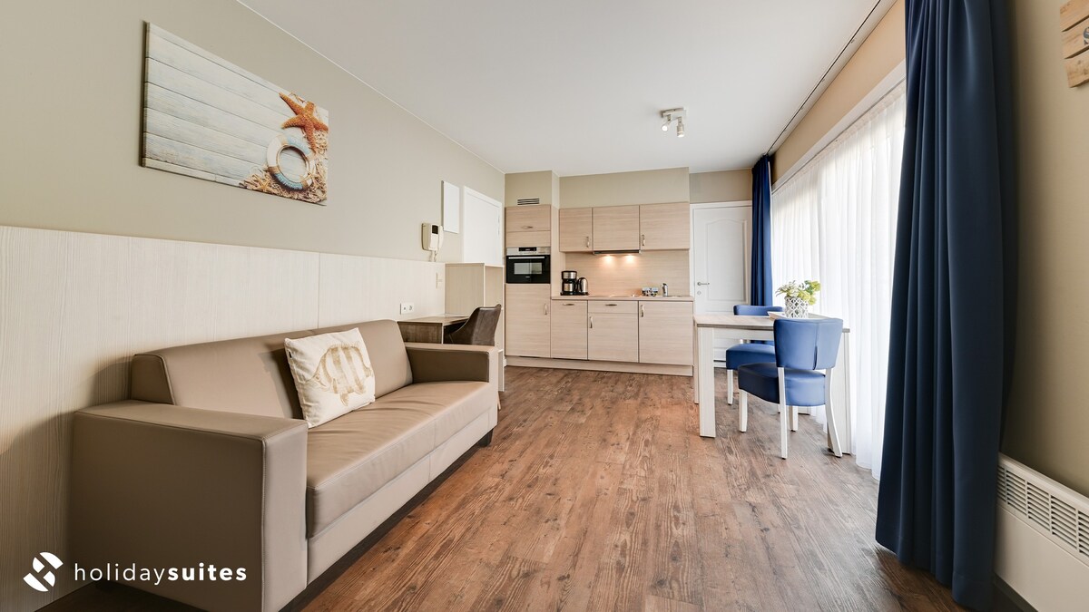 Comfortable holiday suite in De Haan