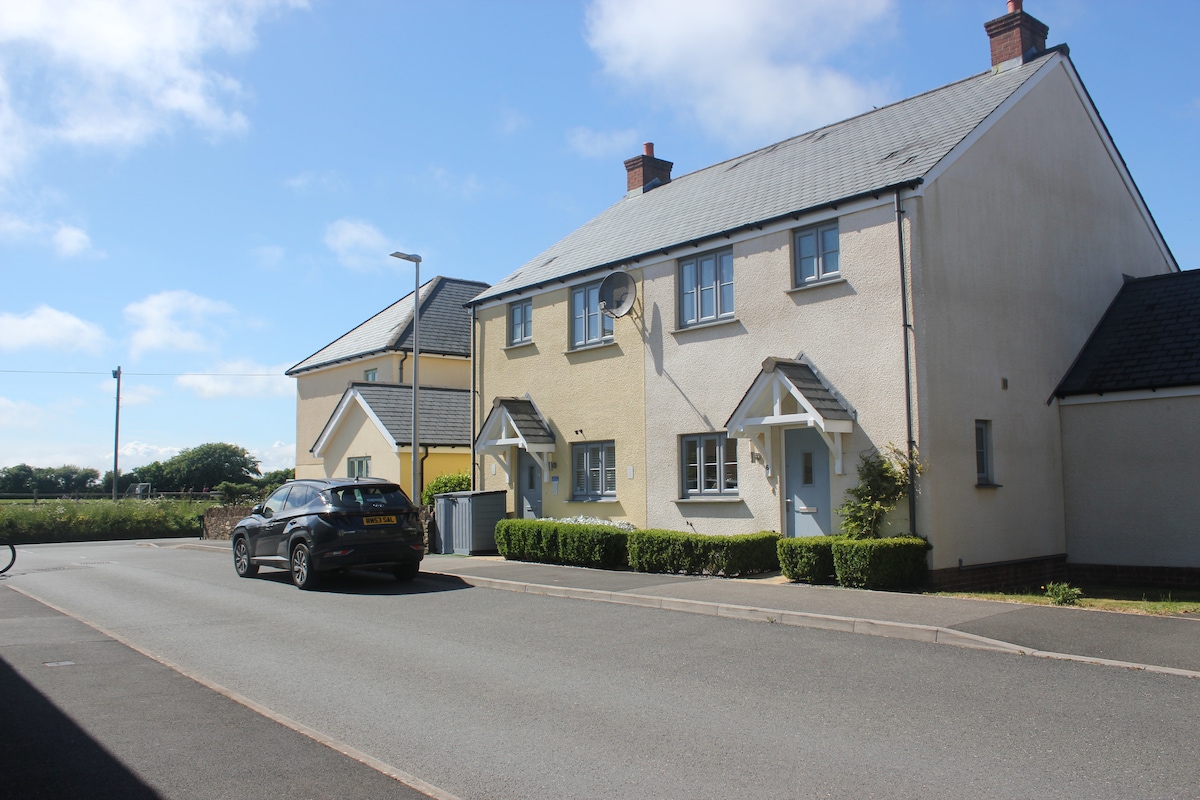 Lovely family home, Loddiswell, Sth Devon village!