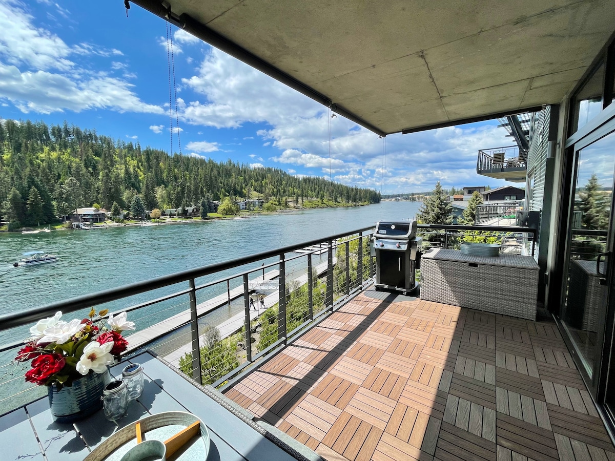 Lux Waterfront Condo Coeur D'Alene