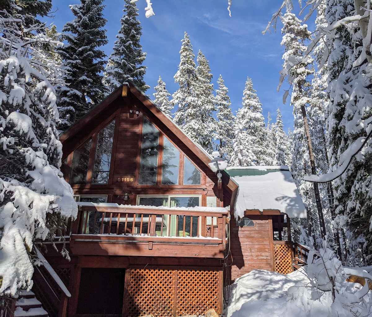 四季山间度假木屋，临近滑雪胜地