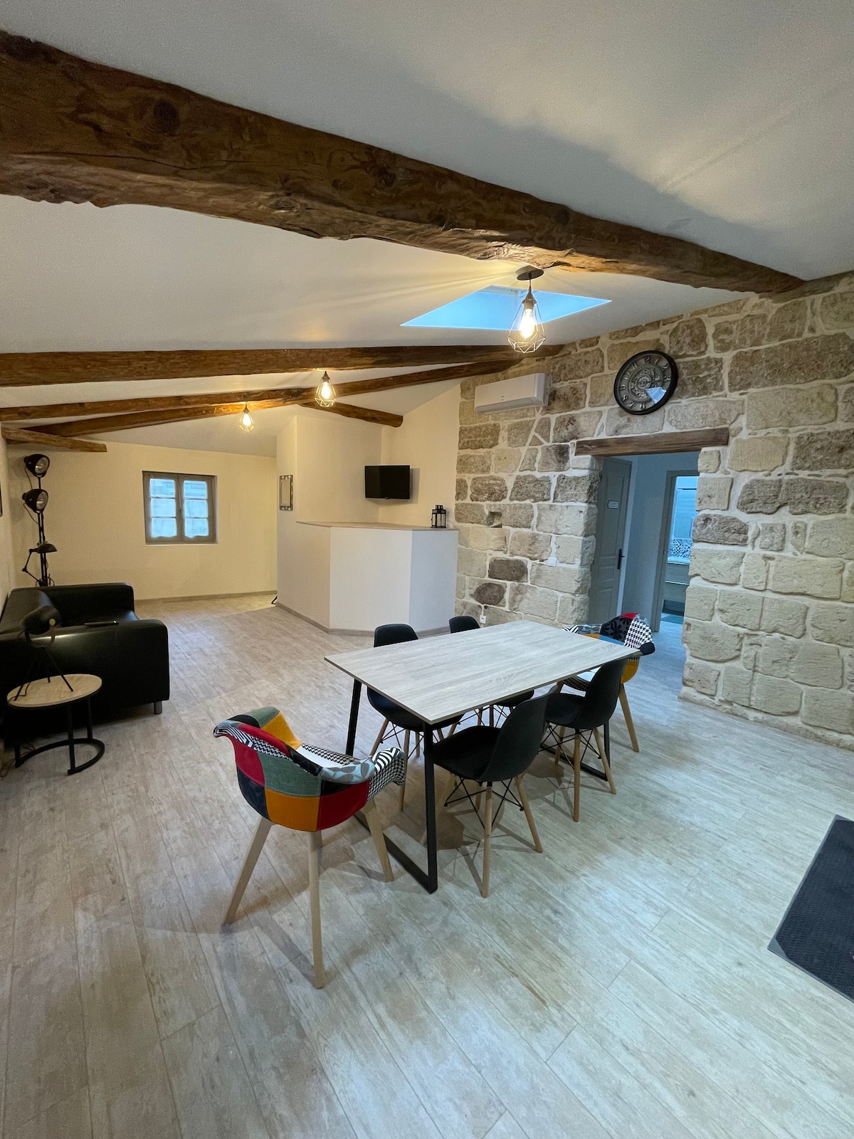 Gite à Pézenas ,2 chambres . 4 pers. tout confort