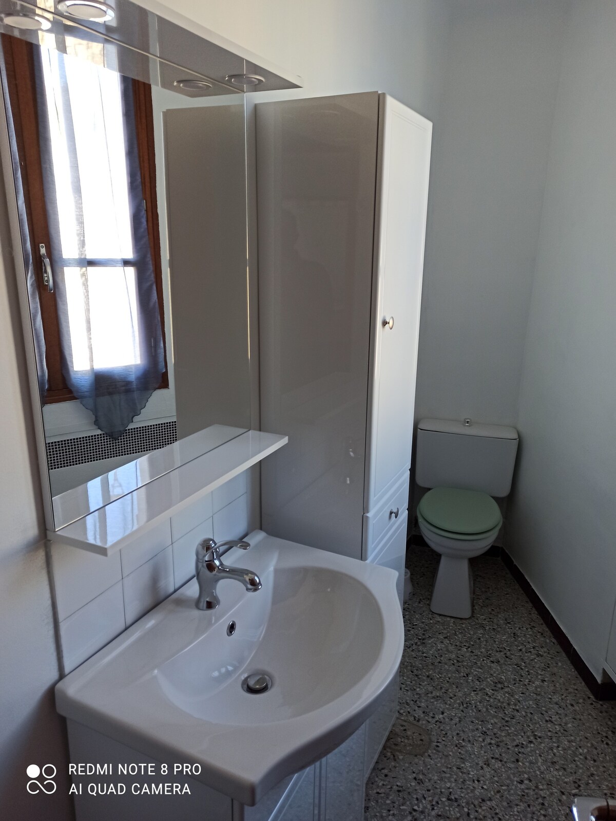1号单间公寓Gréoux浴室。