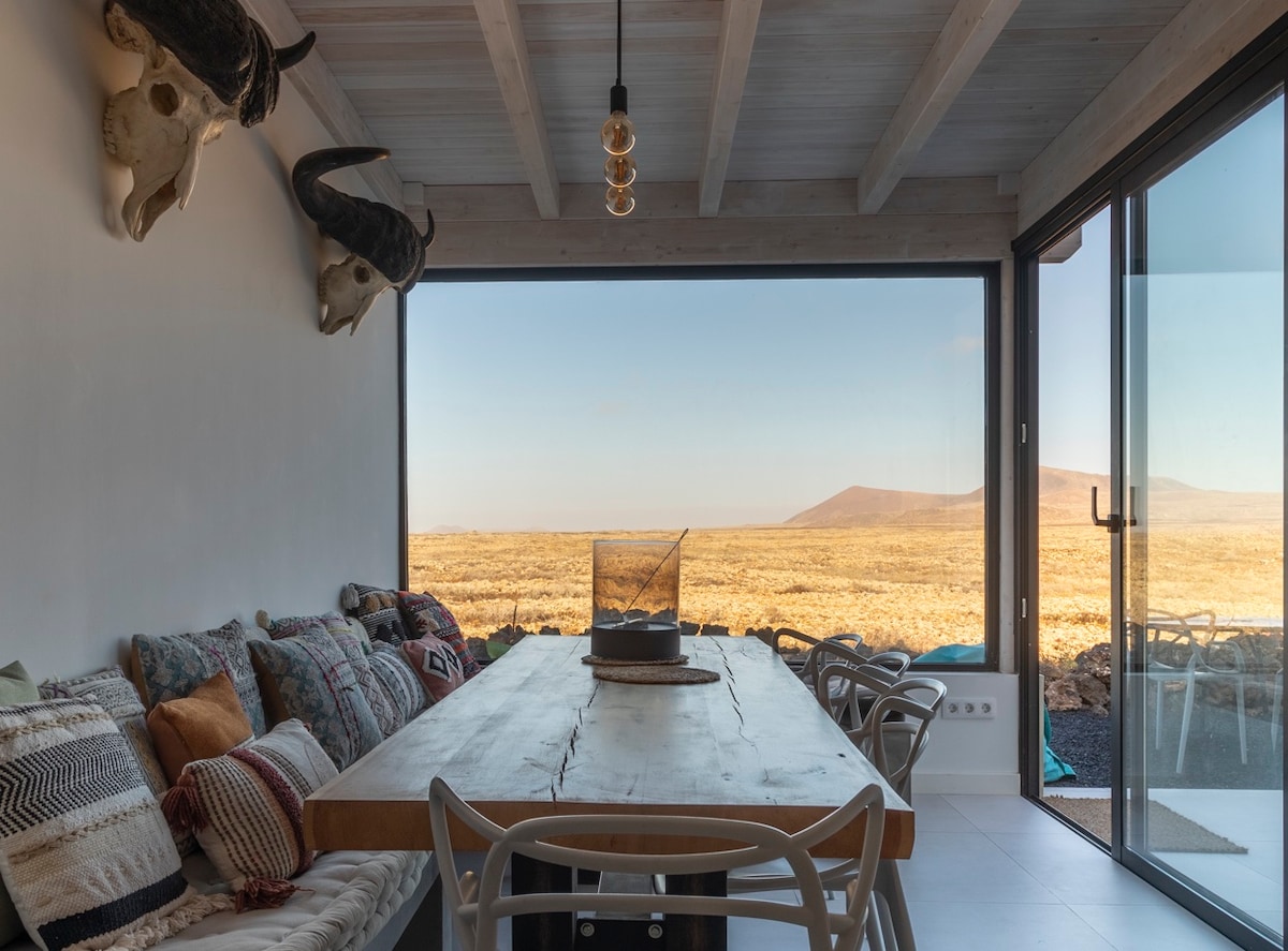 Villa diseño, vistas y piscina, Lajares Corralejo